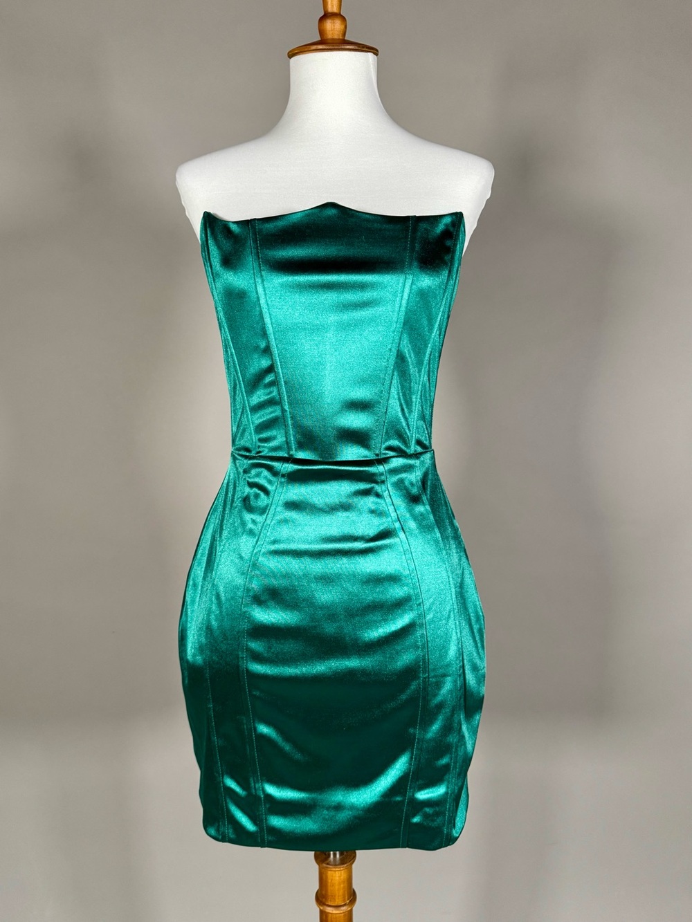 superdown Emerald Satin Strapless Mini Dress